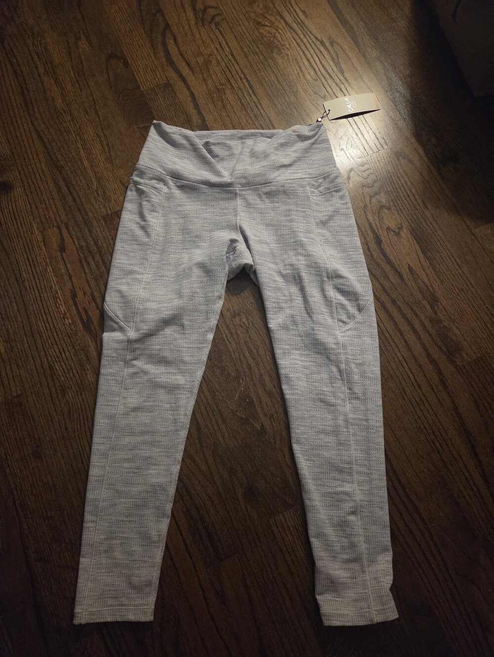 CALIA by Carrie Underwood Light Gray Ribbed Leggings, Size Large. BNWT.